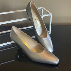 Salvatore Feeragamo Mid-Heels